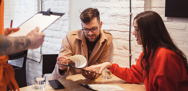 ovg-muenster-erhebung-von-kontaktdaten-fitnessstudios-friseursalons-und-restaurants-rechtmaessig