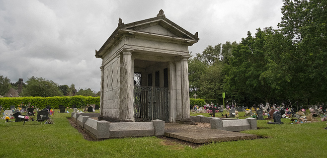 bfh-auch-kosten-fuer-ein-mausoleum-koennen-erbschaftsteuer-mindern