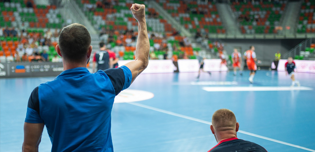 arbg-solingen-ligaklausel-in-arbeitsvertrag-von-handballtrainer-unwirksam